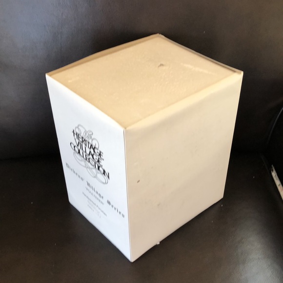 NWT Rare 1988 Dept 56 Dickens “Poulterer” Dept 56 - Picture 9 of 9